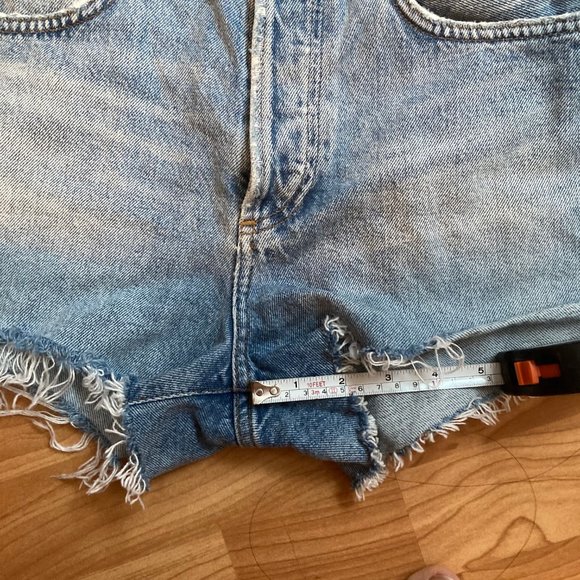 Agolde Parker high waisted shorts in Riptide 24 - Picture 12 of 13